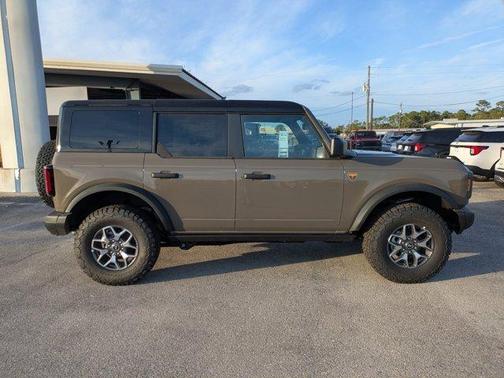 Gray 2025 Ford Bronco Badlands