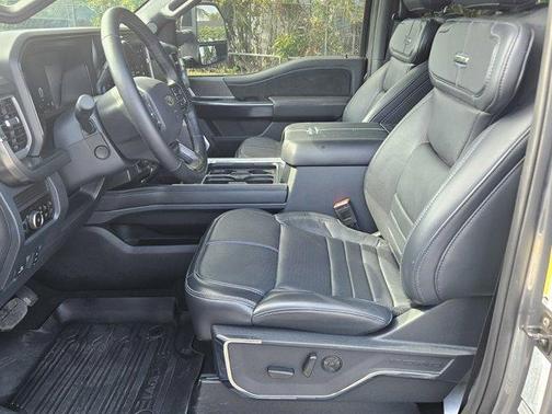 2025 Ford F-250 Platinum