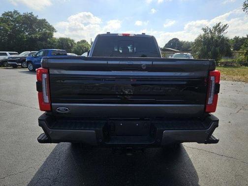 2025 Ford F-250 Platinum