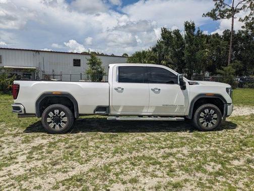 2024 GMC Sierra 3500 Denali