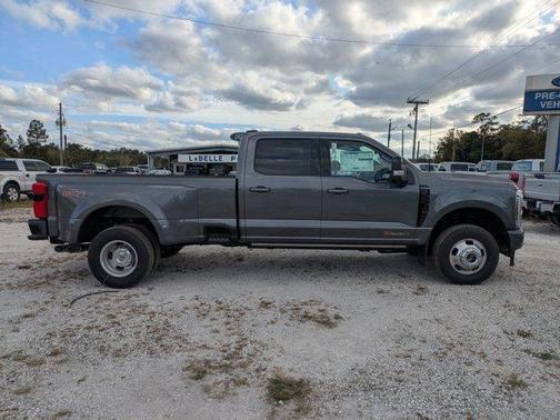 2026 Ford F-350 Platinum