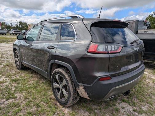 Granite Crystal Clearcoat Metallic 2019 Jeep Cherokee Limited