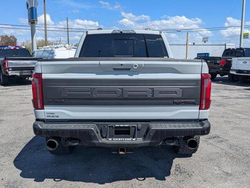 Avalanche 2024 Ford F-150 Raptor
