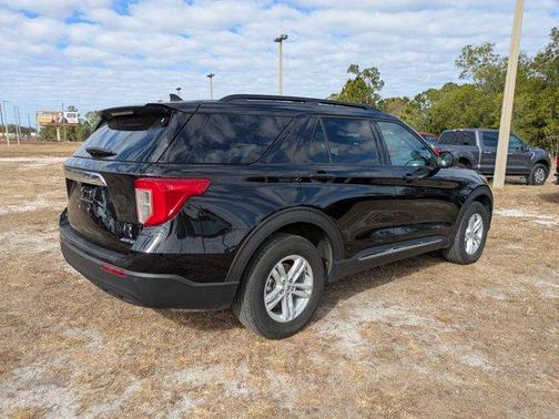 Agate Black Metallic 2024 Ford Explorer XLT