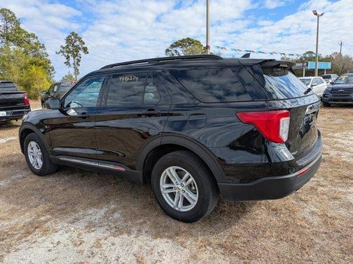 Agate Black Metallic 2024 Ford Explorer XLT