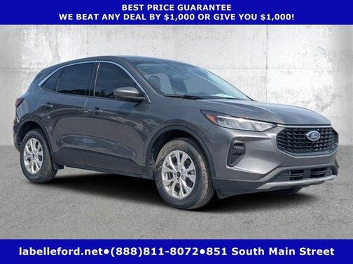 Carbonized Gray Metallic 2023 Ford Escape Active