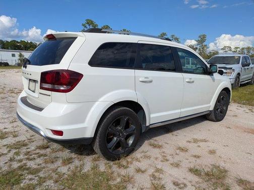 2018 Dodge Journey Crossroad