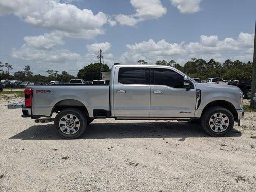 Stone Gray Metallic 2023 Ford F-250 Lariat