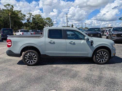 2022 Ford Maverick Lariat