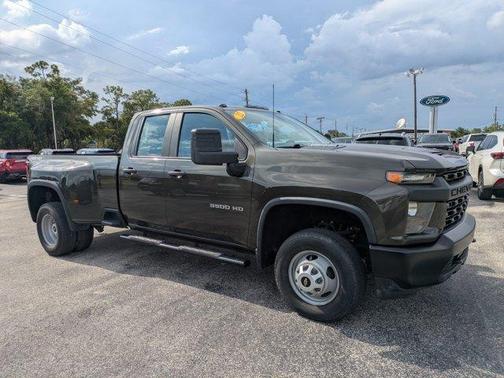 Greenstone 2022 Chevrolet Silverado 3500 WT