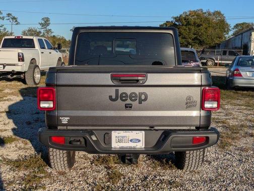 2023 Jeep Gladiator Sport