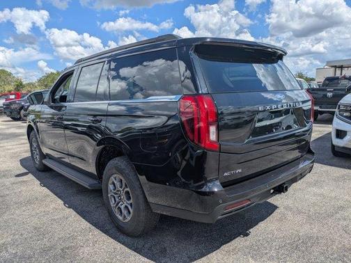 Agate Black Metallic 2026 Ford Expedition Active