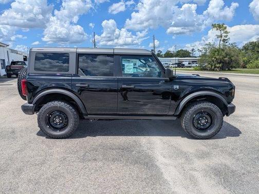 Shadow Black 2026 Ford Bronco Big Bend