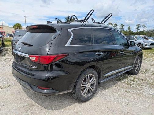 2016 INFINITI QX60 Base