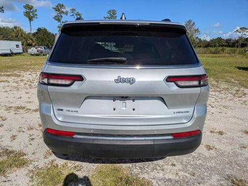 2022 Jeep Grand Cherokee L Laredo