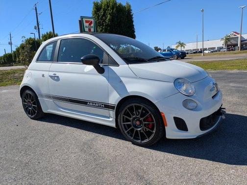 2013 FIAT 500C Abarth