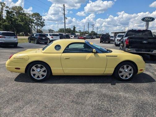 2002 Ford Thunderbird