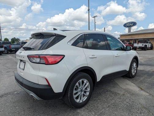 2021 Ford Escape SE