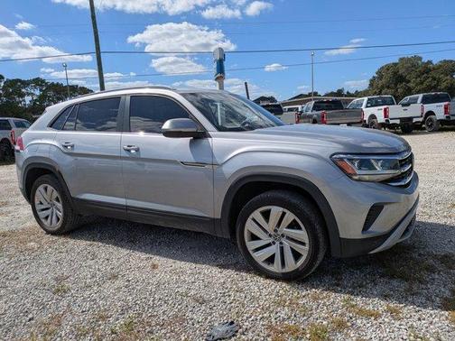 2020 Volkswagen Atlas Cross Sport 2.0T SE w/Technology