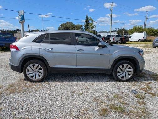 2020 Volkswagen Atlas Cross Sport 2.0T SE w/Technology