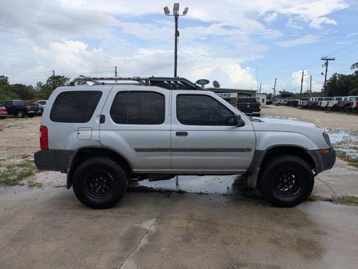 Silver Ice Clearcoat Metallic 2002 Nissan Xterra XE S/C