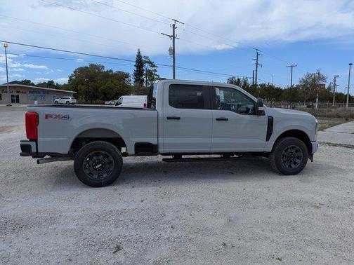Avalanche 2026 Ford F-250 XL