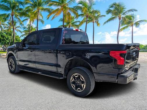 2023 Ford F-150 Lightning XLT