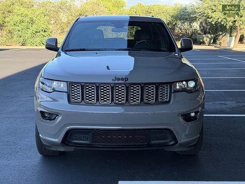Pewter 2021 Jeep Grand Cherokee Laredo