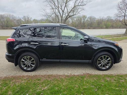 2018 Toyota RAV4 Hybrid Limited