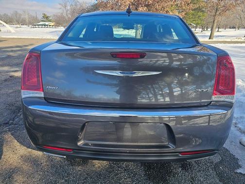 2017 Chrysler 300 Limited