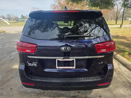 2019 Kia Sedona LX