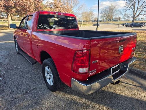 2016 RAM 1500 SLT