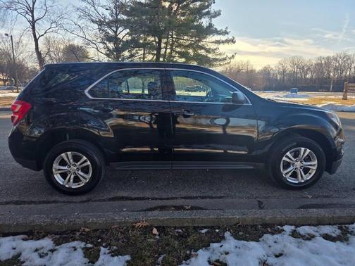 2017 Chevrolet Equinox LS