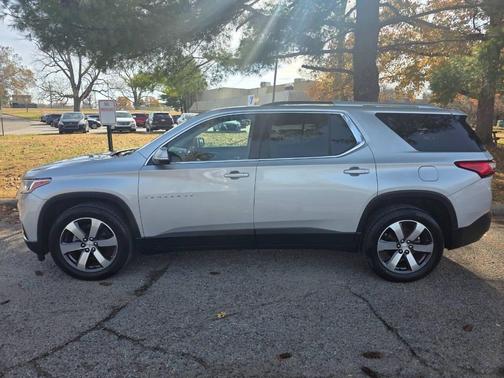 2018 Chevrolet Traverse LT Leather
