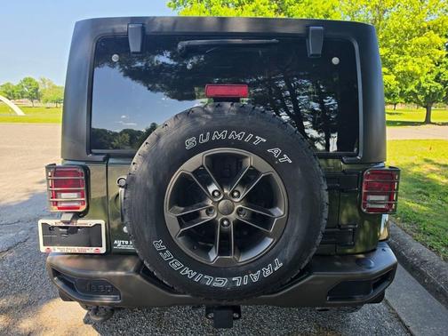 Sarge Green 2016 Jeep Wrangler Unlimited Sahara