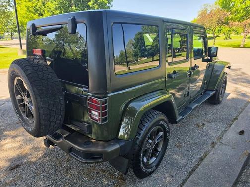 Sarge Green 2016 Jeep Wrangler Unlimited Sahara
