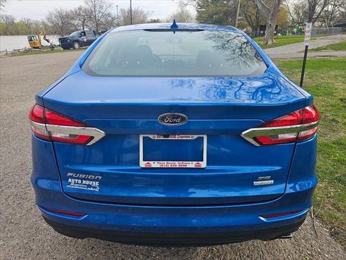 2020 Ford Fusion SE