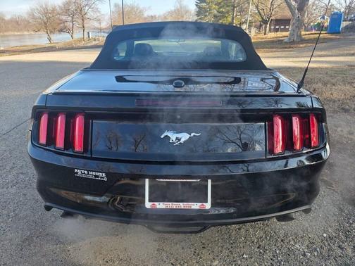 2017 Ford Mustang EcoBoost Premium