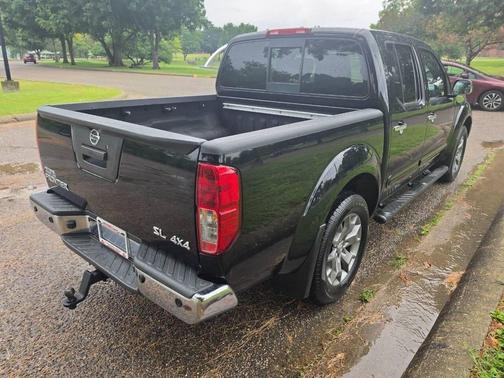 Magnetic Black Pearl 2019 Nissan Frontier SL
