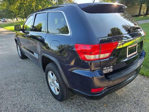 2012 Jeep Grand Cherokee Laredo