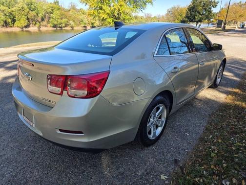 2015 Chevrolet Malibu 1LS