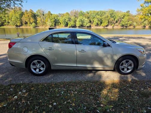 2015 Chevrolet Malibu 1LS