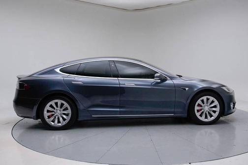 2019 Tesla Model S Performance