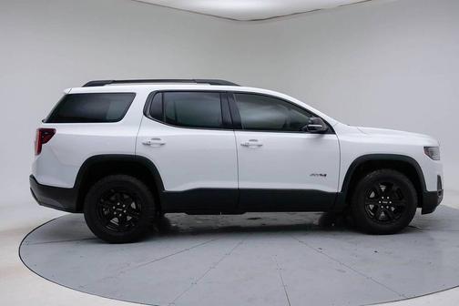 2023 GMC Acadia AWD AT4
