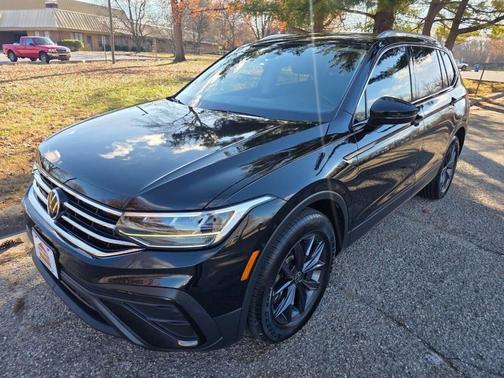 2023 Volkswagen Tiguan 2.0T SE