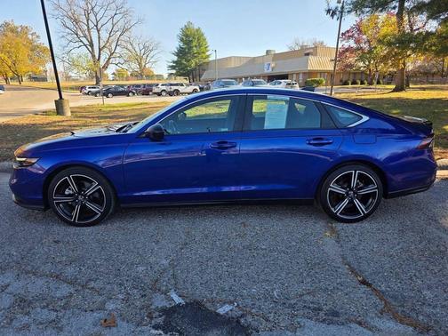 2023 Honda Accord Hybrid Base