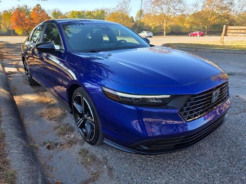 2023 Honda Accord Hybrid Base