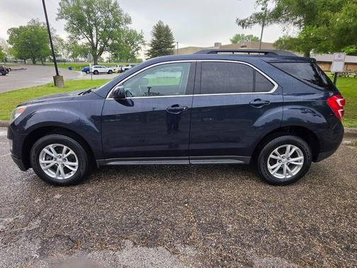 Blue 2017 Chevrolet Equinox 1LT