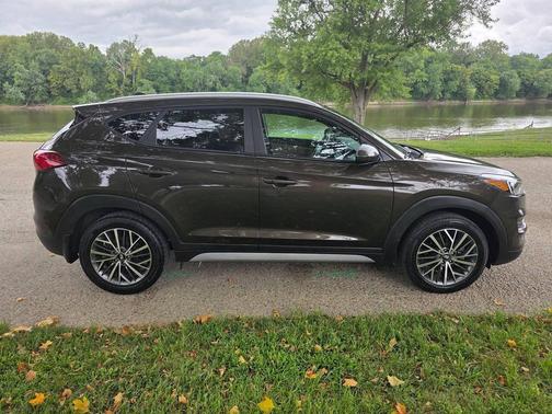 2020 Hyundai TUCSON SEL