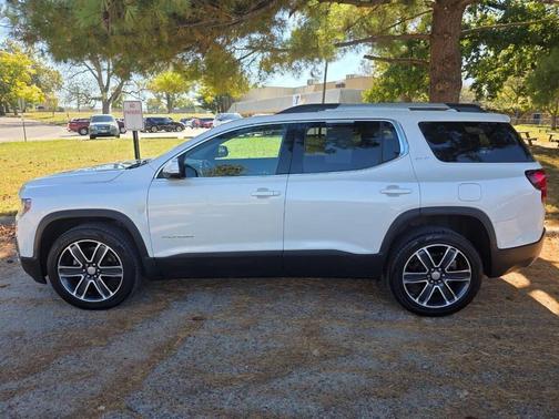 2021 GMC Acadia AWD SLT